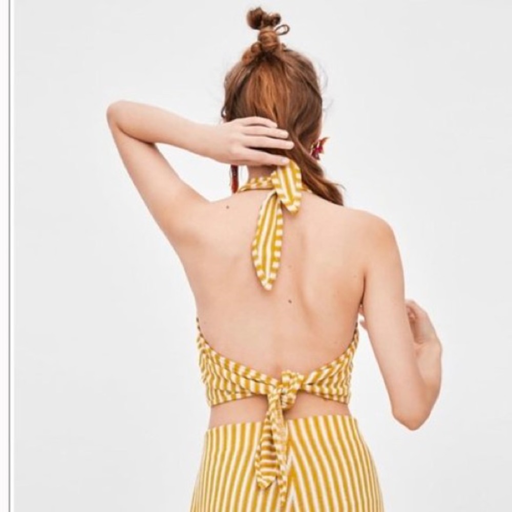 ZARA Trafauluc open back tied top